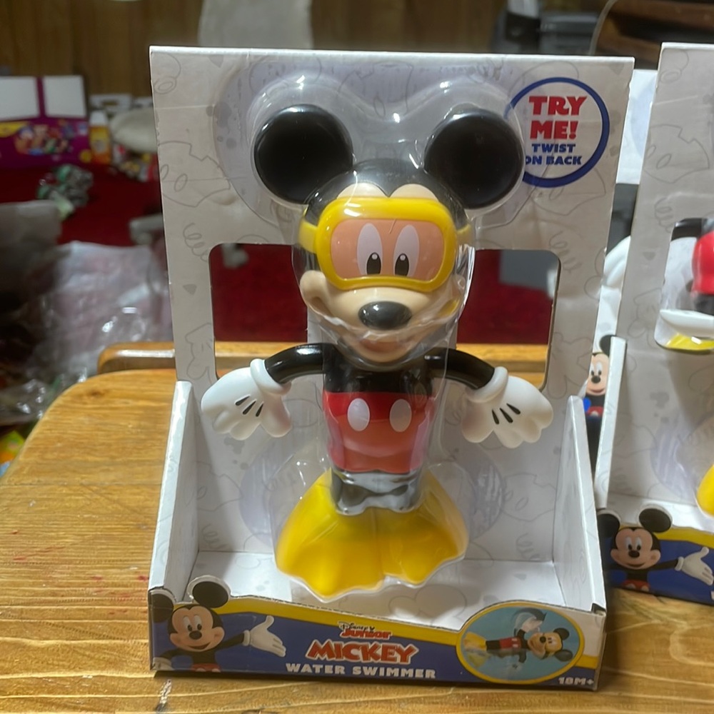 Mickey water swimmer
